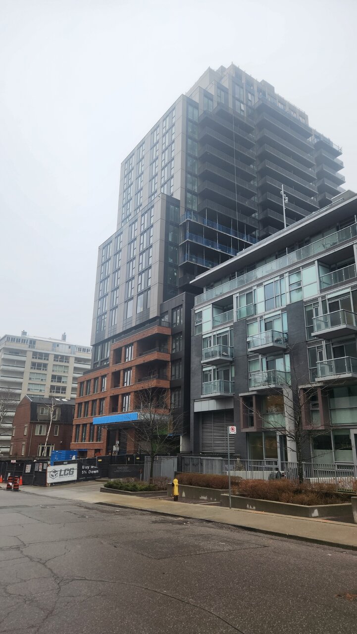 Akra Condos
